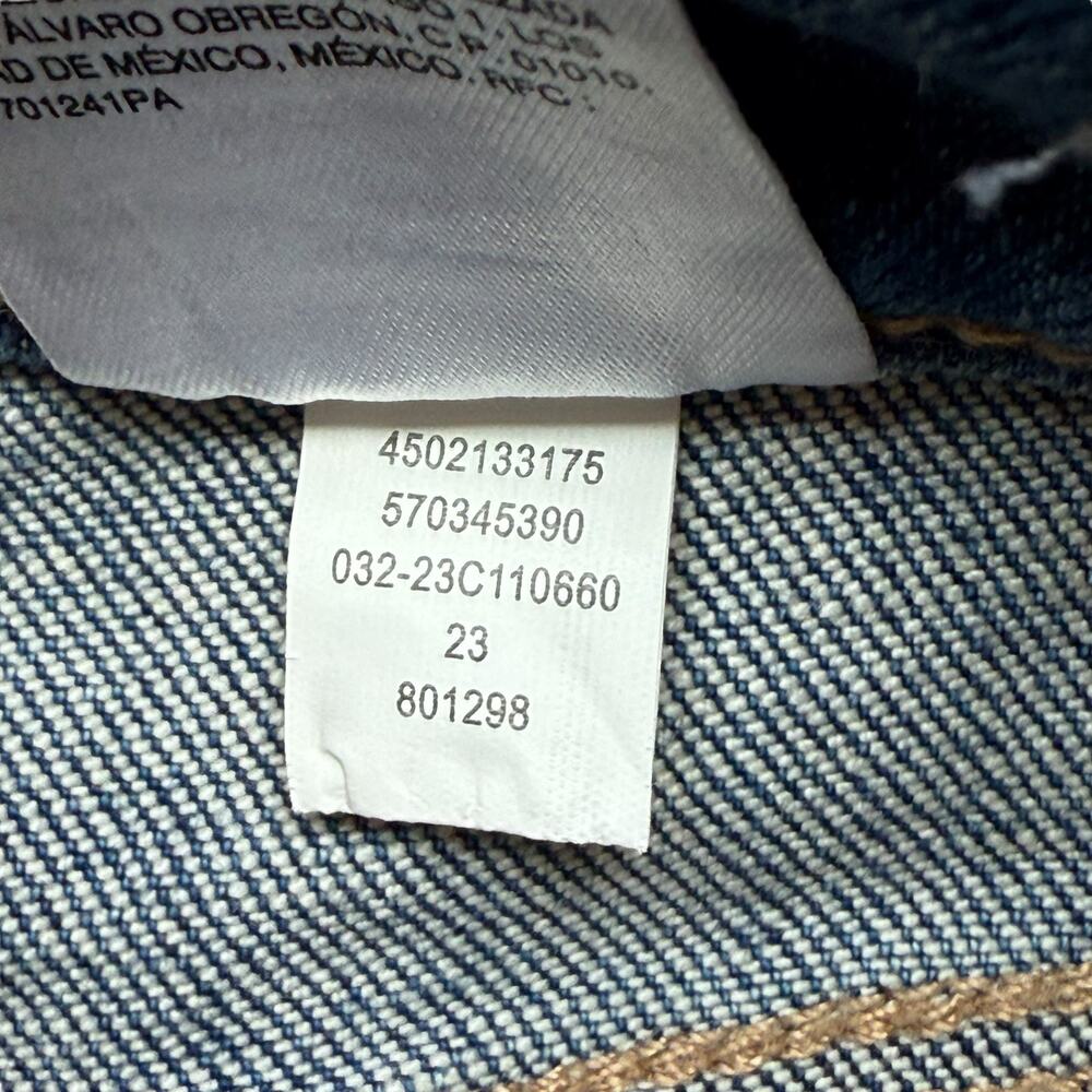 Chico’s High Rise Distressed Straight Leg Crop Jeans Size 14 - Picture 10 of 10
